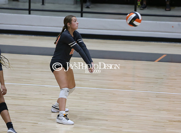 Bauxite @ Malvern 9th grade 8-27-24_JWM_0151