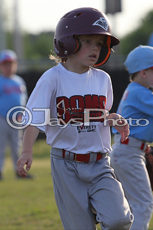 Bomb Squad vs. Cardinals 6-7 year old (Pitching Machine) 5-5-2015 (©Justin Manning) JWM_0085