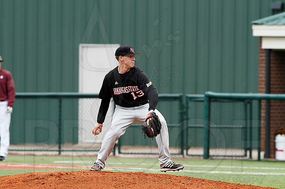ASU @ UALR baseball 3-17-13 (© Justin Manning) JWM0349