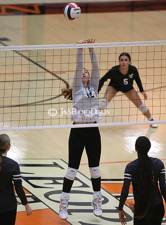 Bauxite @ Malvern (freshmen) 9-21-23_JWM_0383
