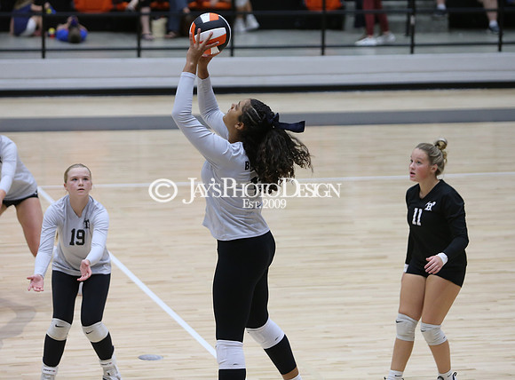 Bauxite @ Malvern 9th grade 8-27-24_JWM_0044