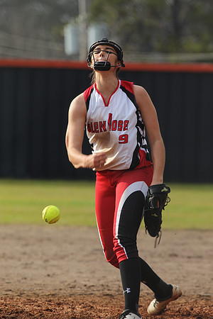 Glen Rose @ Malvern Softball 3-16-2015 (©Justin Manning) JWM_507