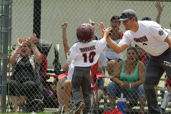 Benton vs. Sylvan Hills 5-6 year old All Stars 7-11-2014 (©Justin Manning) JWM_207