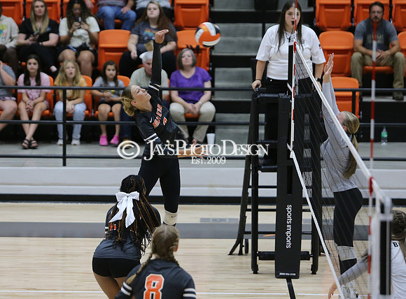 Bauxite @ Malvern 9th grade 8-27-24_JWM_0101