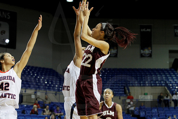Florida Atlantic vs. UL-Monroe Women's JWM0326 (©Justin Manning)