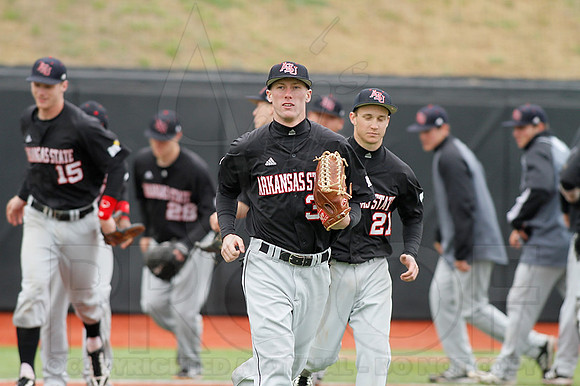 ASU @ UALR baseball 3-17-13 (© Justin Manning) JWM0526