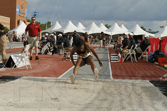 NCAA West Track and Field Preliminaries 5-30-2014 (© Justin Manning) JWM_0107