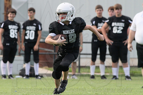 Bauxite Black-Gray games 4th, 5th, 6th, Junior high, Senior high scrimmage 8-22-13 (© Justin Manning) JWM0028