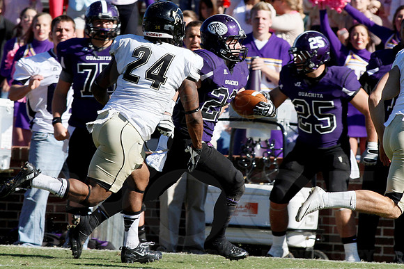 Harding @ OBU 10-19-13 (© Justin Manning) JWM0530