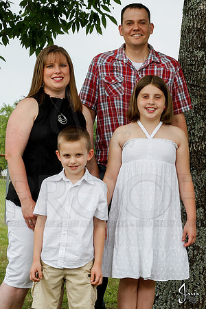 Woods Family-Senior photos 5-23-13 (© Justin Manning) JWM0012