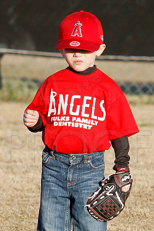 T-ball Angel's & Rangers 3-26-13 (© Justin Manning) JWM0074