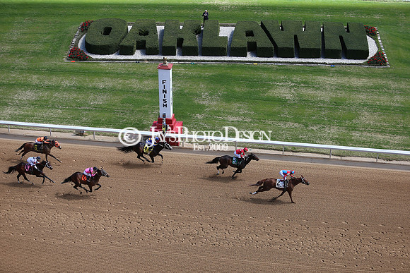 z220402_ArkansasDerbyday_Manning_JWM_0169
