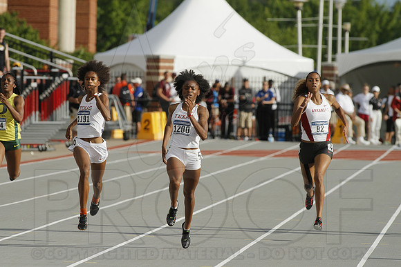 NCAA West Track and Field Preliminaries 5-30-2014 (© Justin Manning) JWM_0076