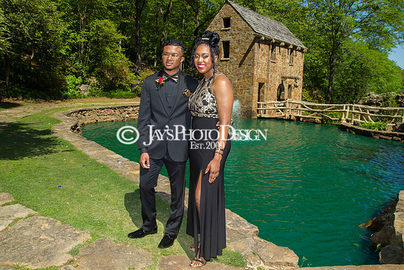King Prom Photos 4-28-18_0076