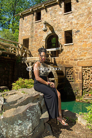 King Prom Photos 4-28-18_0104