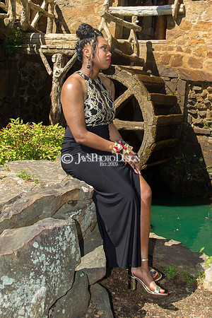 King Prom Photos 4-28-18_0106