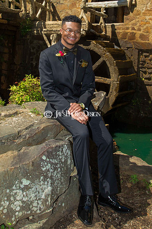 King Prom Photos 4-28-18_0108
