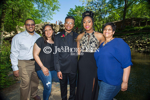 King Prom Photos 4-28-18_0128
