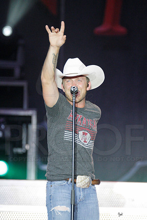 Justin Moore Concert 8-4-12(Justin Manning)111