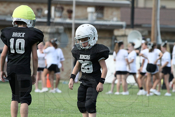 Bauxite Black-Gray games 4th, 5th, 6th, Junior high, Senior high scrimmage 8-22-13 (© Justin Manning) JWM0024