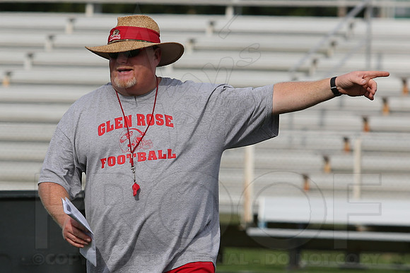 Glen Rose Football Practice 9-2-2014 (©Justin Manning) JWM_187