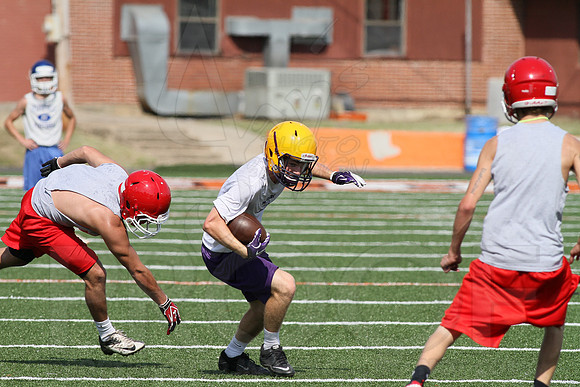 1st Annual James King 7 on 7 (Malvern) (� Justin Manning) JWM0083