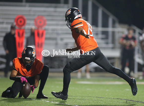Mena @ Malvern (HOMECOMING) 9-13-23_JWM_0972