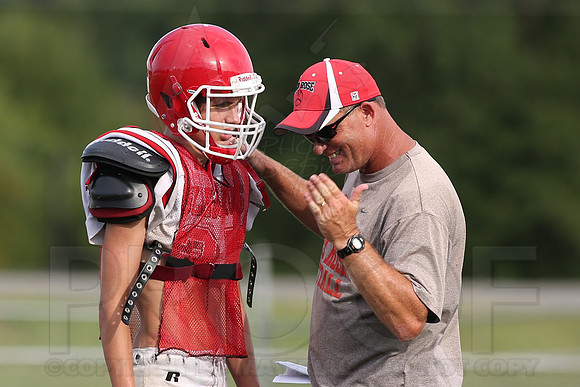Glen Rose Football Practice 9-2-2014 (©Justin Manning) JWM_247