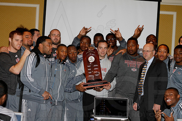 Sun Belt Trophy Presentation (©Justin Manning) JWM_0083