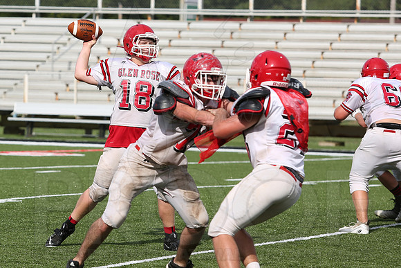 Glen Rose Football Practice 9-2-2014 (©Justin Manning) JWM_174