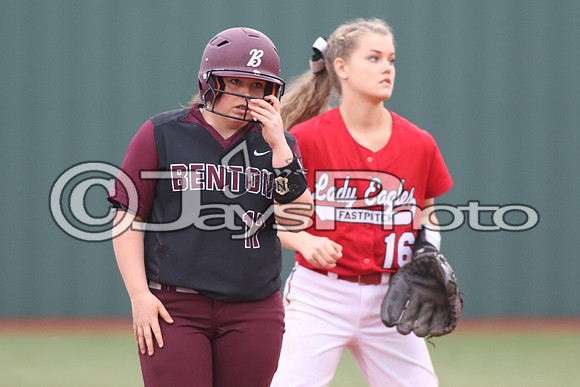 Vilonia @ Benton softball 3-3-2015 (©Justin Manning) JWM_015