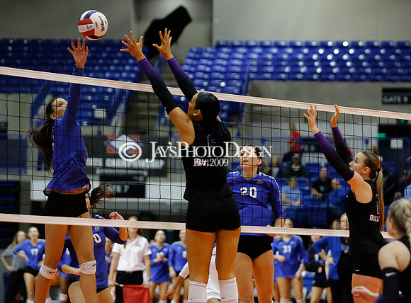 Fayetteville vs. Conway 6A State Final 10-28-23_JWM_0593