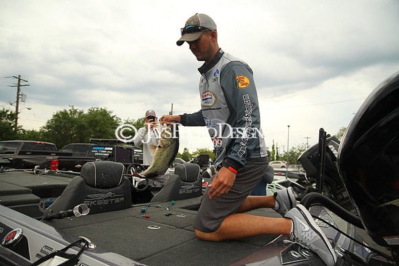 JWM 180910_FLW Forrest Wood Cup (Day 1)_1000