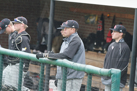 ASU @ UALR baseball 3-17-13 (© Justin Manning) JWM0106