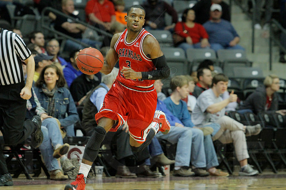 Arkansas State @ UALR Men's Basketball 3-1-2014 (© Justin Manning) JWM_0535