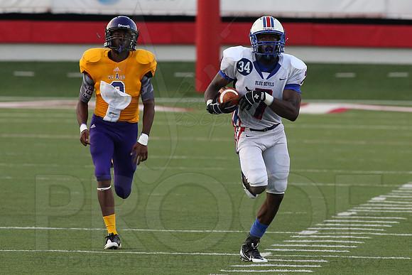 Ashdown vs West Memphis 9-2-13 (© Justin Manning) JWM0088