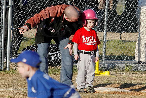 T-ball Angel's & Rangers 3-26-13 (© Justin Manning) JWM0065