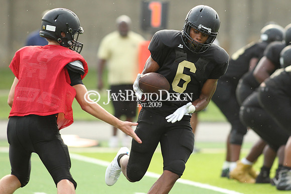 LR McClellan @ Little Rock Central 8-14-18_0275