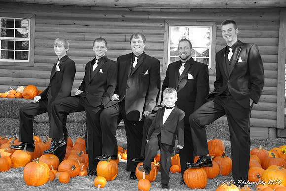 DSC_0015 inverted black and white