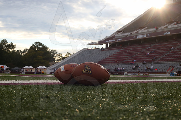 Georgia State @ ULM 10-26-13 (©Justin Manning) JWM_0060