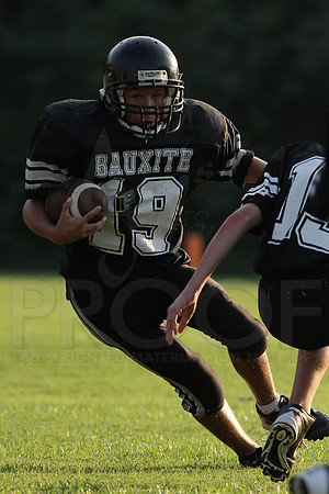 Bauxite Black-Gray games 4th, 5th, 6th, Junior high, Senior high scrimmage 8-22-13 (© Justin Manning) JWM0134