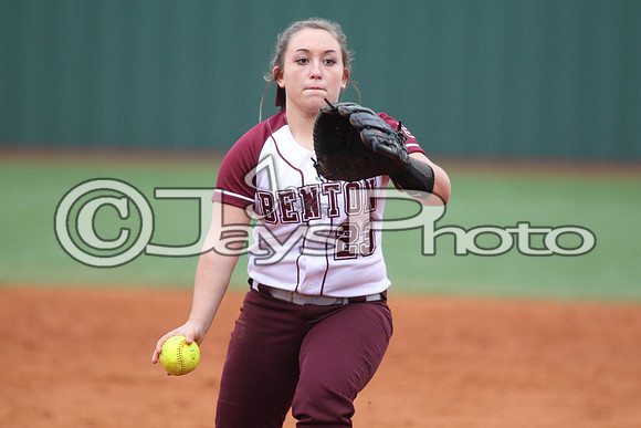 Cabot @ Benton Softball 3-10-2015 (©Justin Manning) JWM_0403