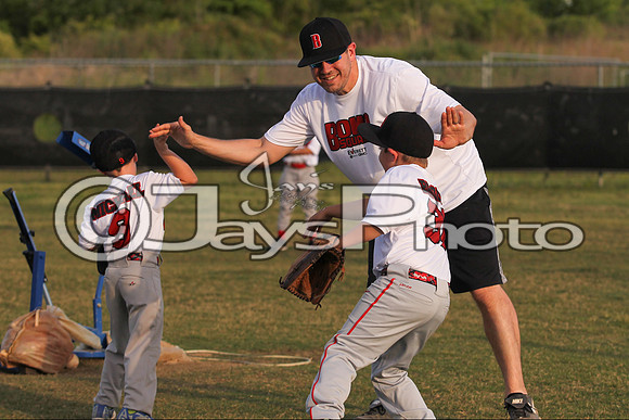 Bomb Squad vs. Cardinals 6-7 year old (Pitching Machine) 5-5-2015 (©Justin Manning) JWM_0216