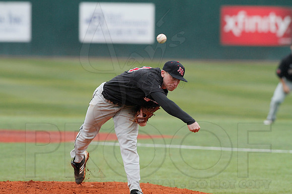 ASU @ UALR baseball 3-17-13 (© Justin Manning) JWM0102