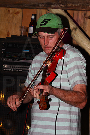 Midnight Hurricanes (Boogies) 8-2-2014 (©Justin Manning) JWM_204