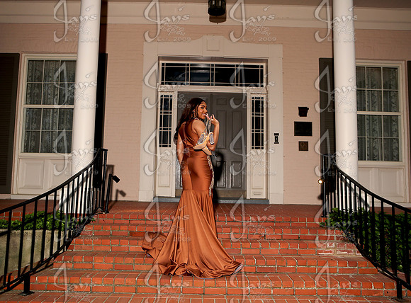 Ky Wilson (Little Rock Central Prom) 4-26-25_JWM_0095