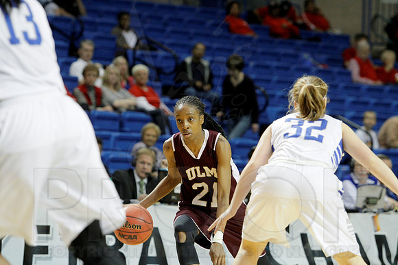 Middle Tennessee vs ULM  Women's 3-9-13 JWM0146 (©Justin Manning)