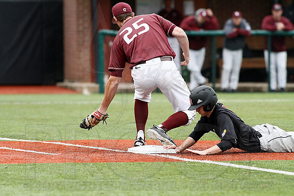 ASU @ UALR baseball 3-17-13 (© Justin Manning) JWM0378
