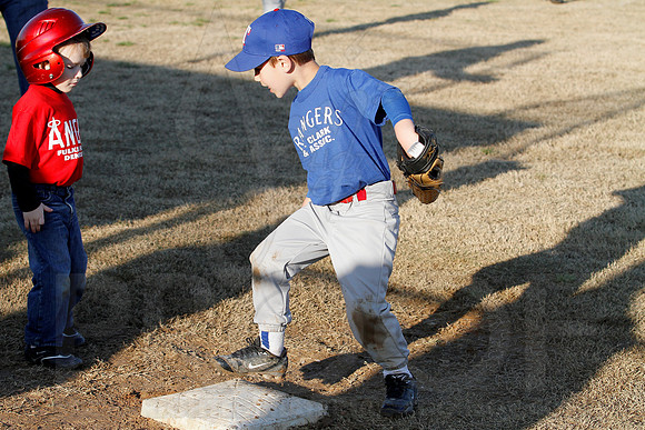 T-ball Angel's & Rangers 3-26-13 (© Justin Manning) JWM0064