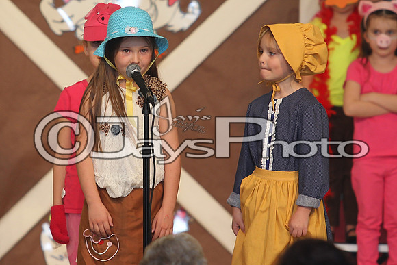 Sheridan Elementray Play_3-7-17_JWM_00036